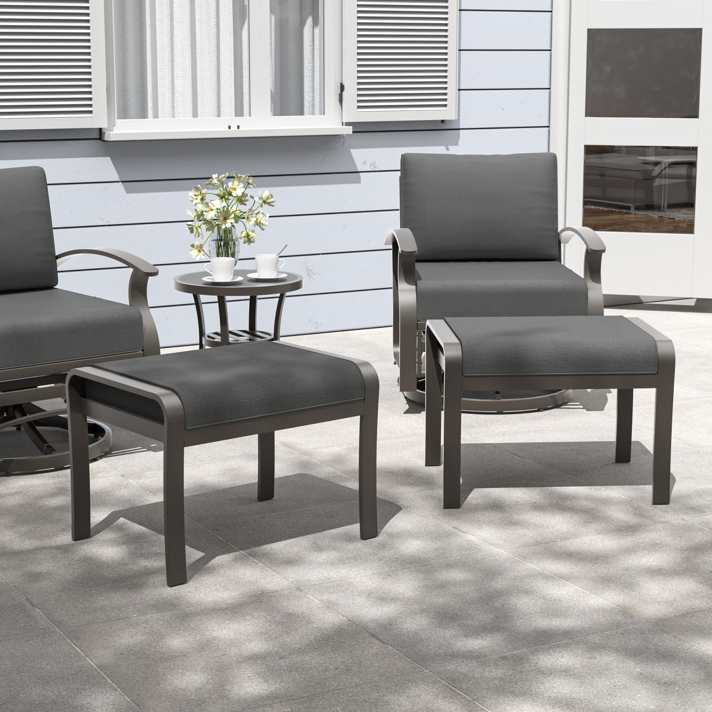 Ensemble de meubles de jardin en aluminium avec foyer, poufs, chaises pivotantes et canapé sectionnel avec coussins épais pour véranda et jardin