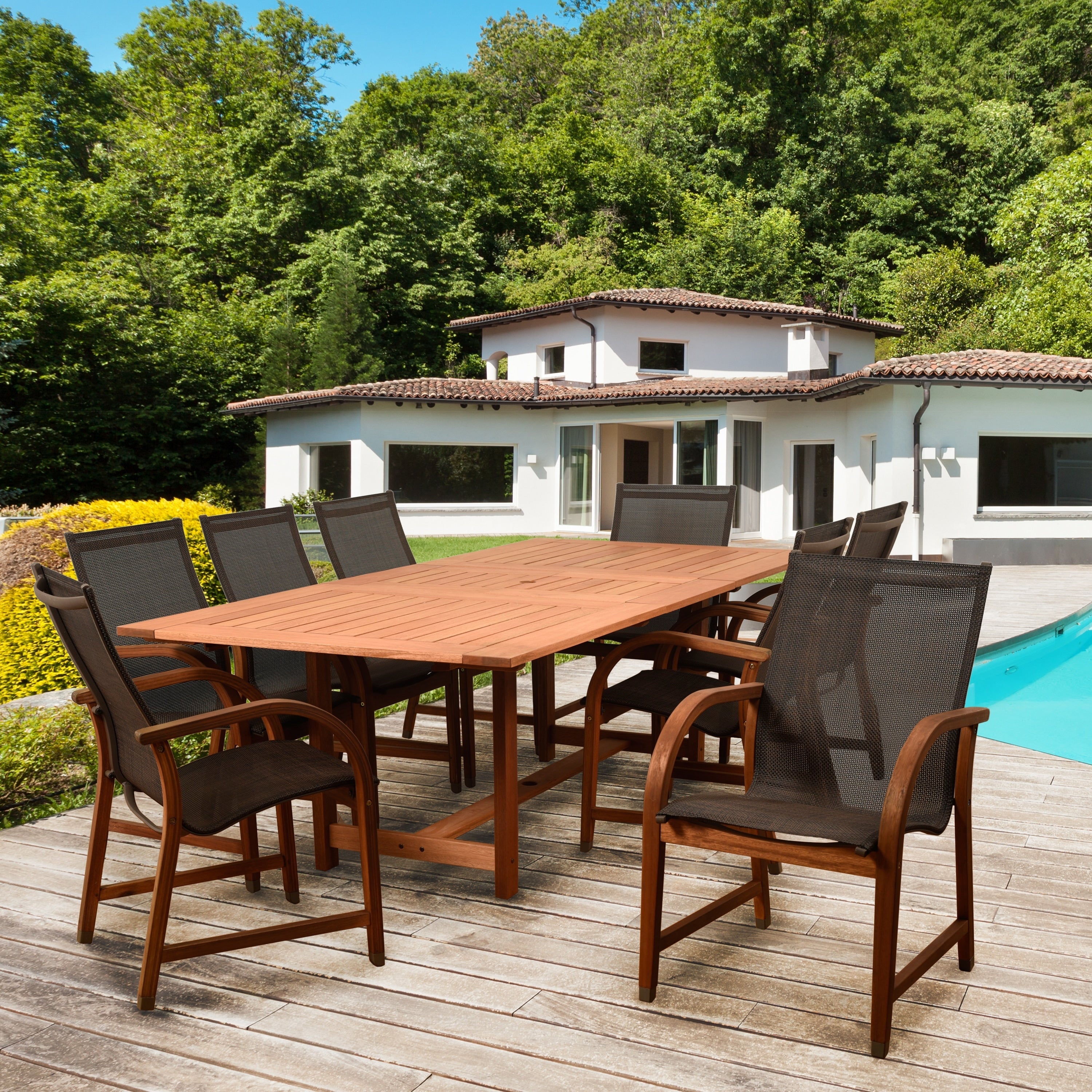 Ensemble de salle à manger d'extérieur Amazonia Cosmopolitan 9 pièces en bois FSC