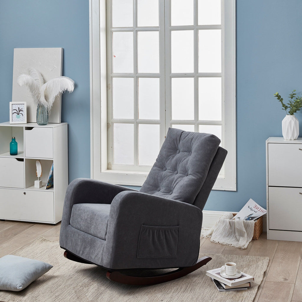Fauteuil à bascule gris antique à dossier haut avec pieds en bois massif et poche latérale (28,74 po)