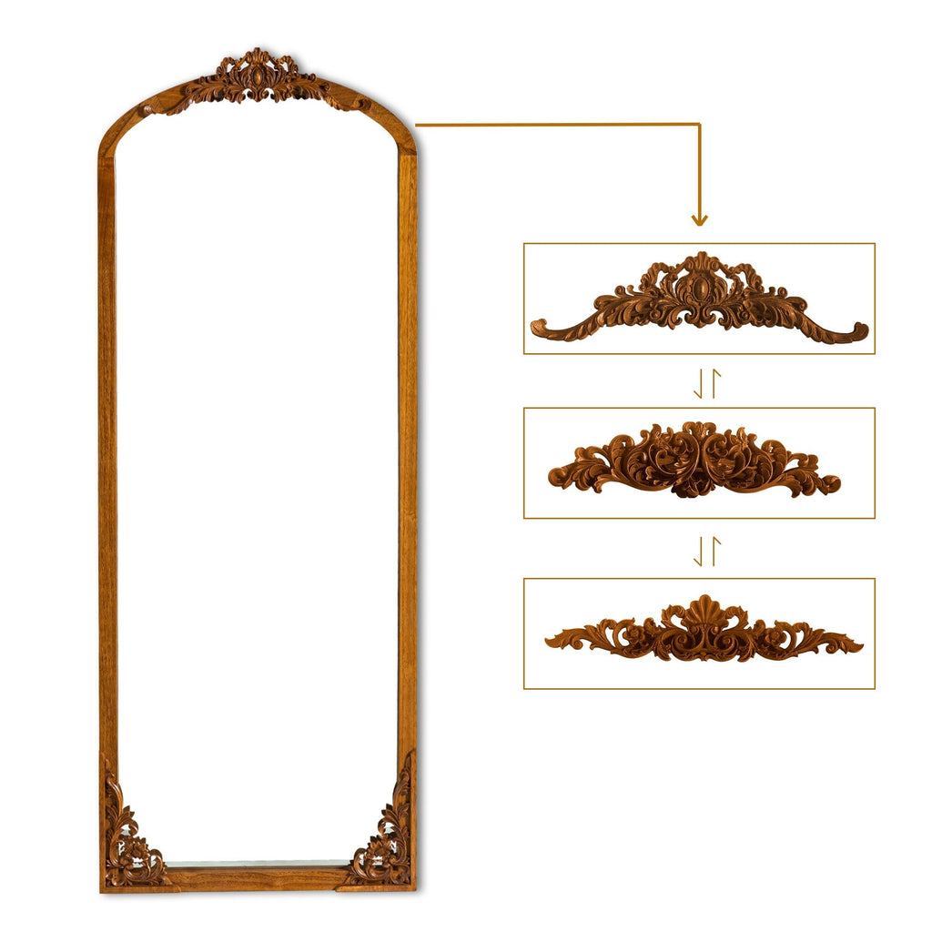 Miroir de sol sculpté en bois massif de forme arquée sur toute la longueur