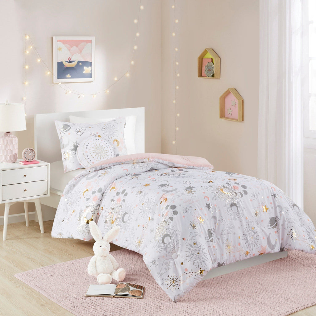 Parure de lit métallique avec coussin décoratif et motif ciel étoilé Ariella pour enfants au design intelligent