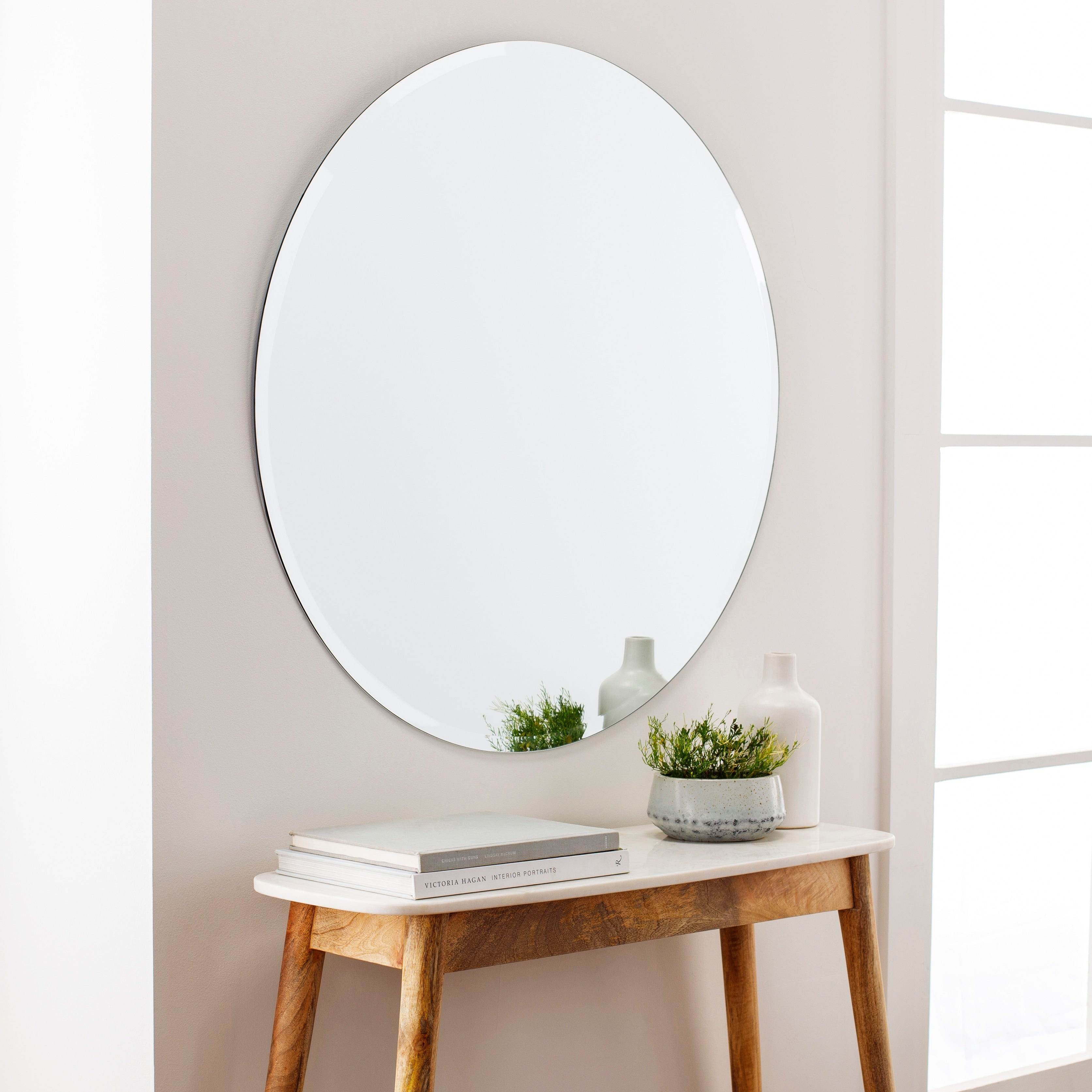 Miroir rond biseauté moderne Mei d'Artistic Weavers