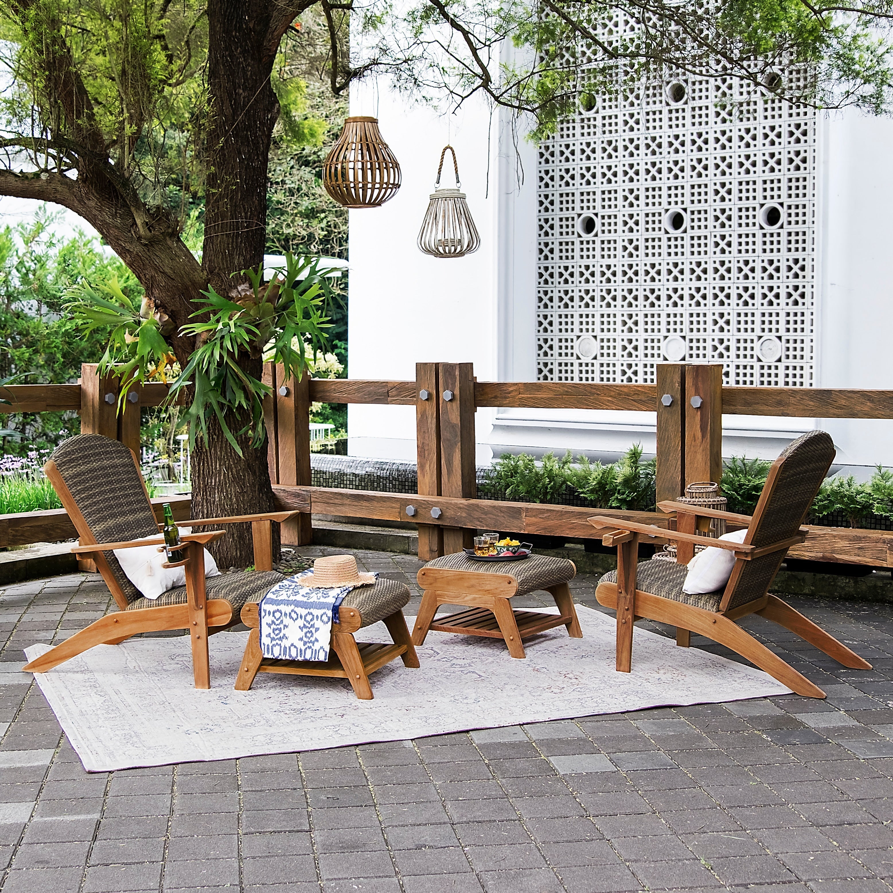 Ensemble de 4 chaises Adirondack d'extérieur rembourrées en teck Cambridge Casual Auburn