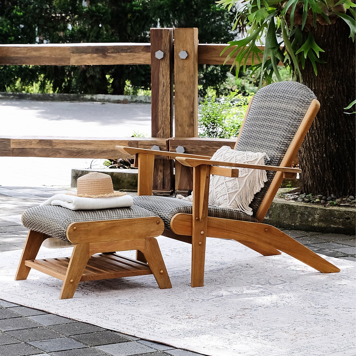 Ensemble de 5 chaises Adirondack d'extérieur rembourrées en teck Cambridge Casual Auburn