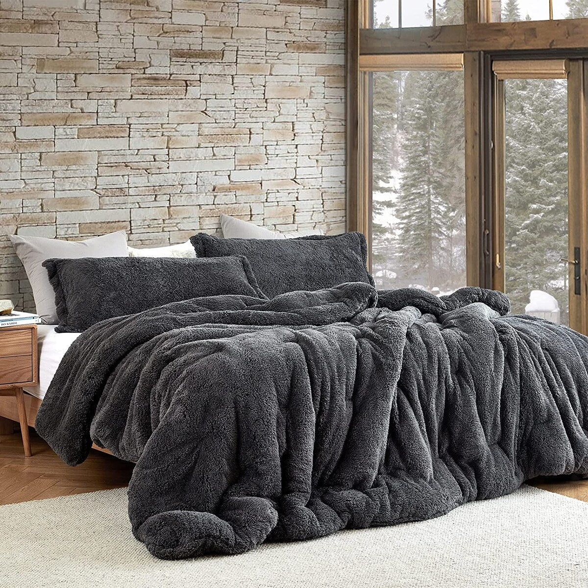 Couette surdimensionnée en peluche originale Coma Inducer® en charbon de bois