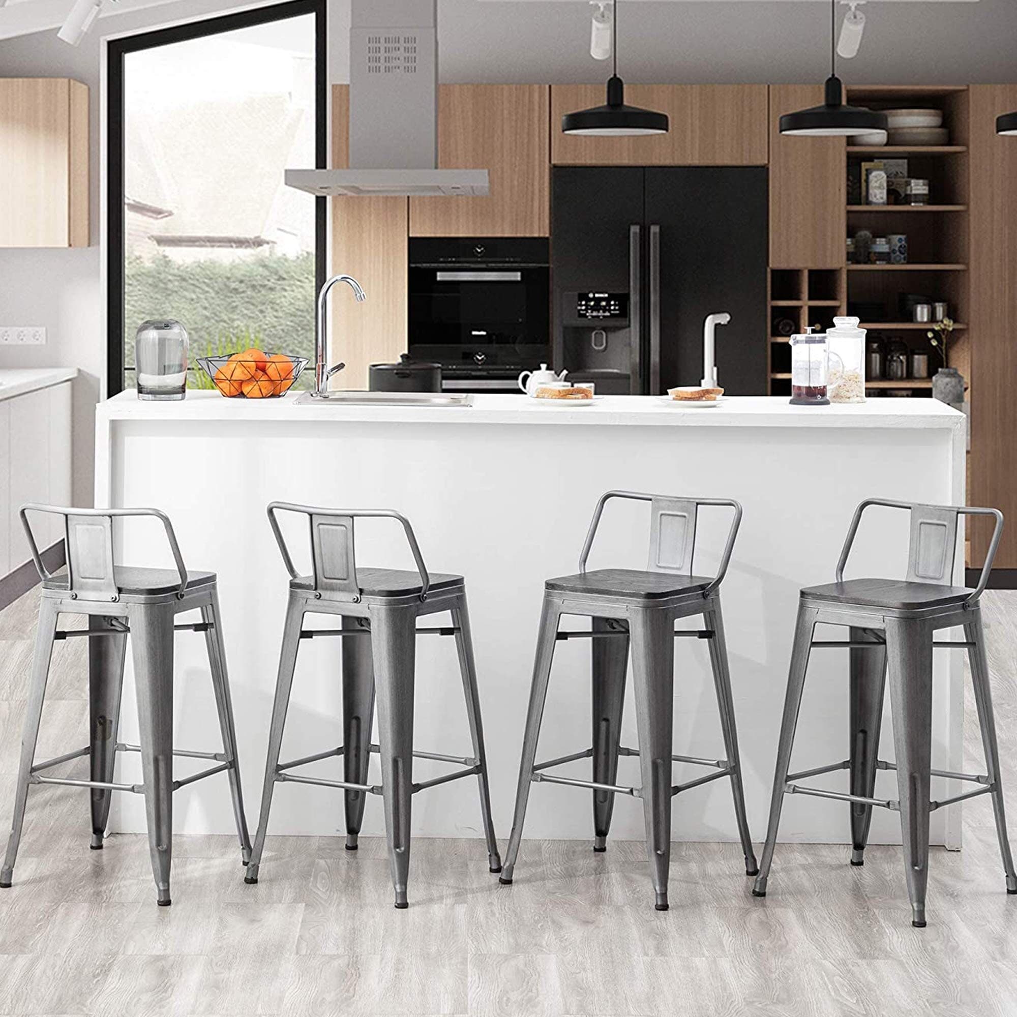 Lot de 4 tabourets de bar industriels en métal avec dossier et assise en bois
