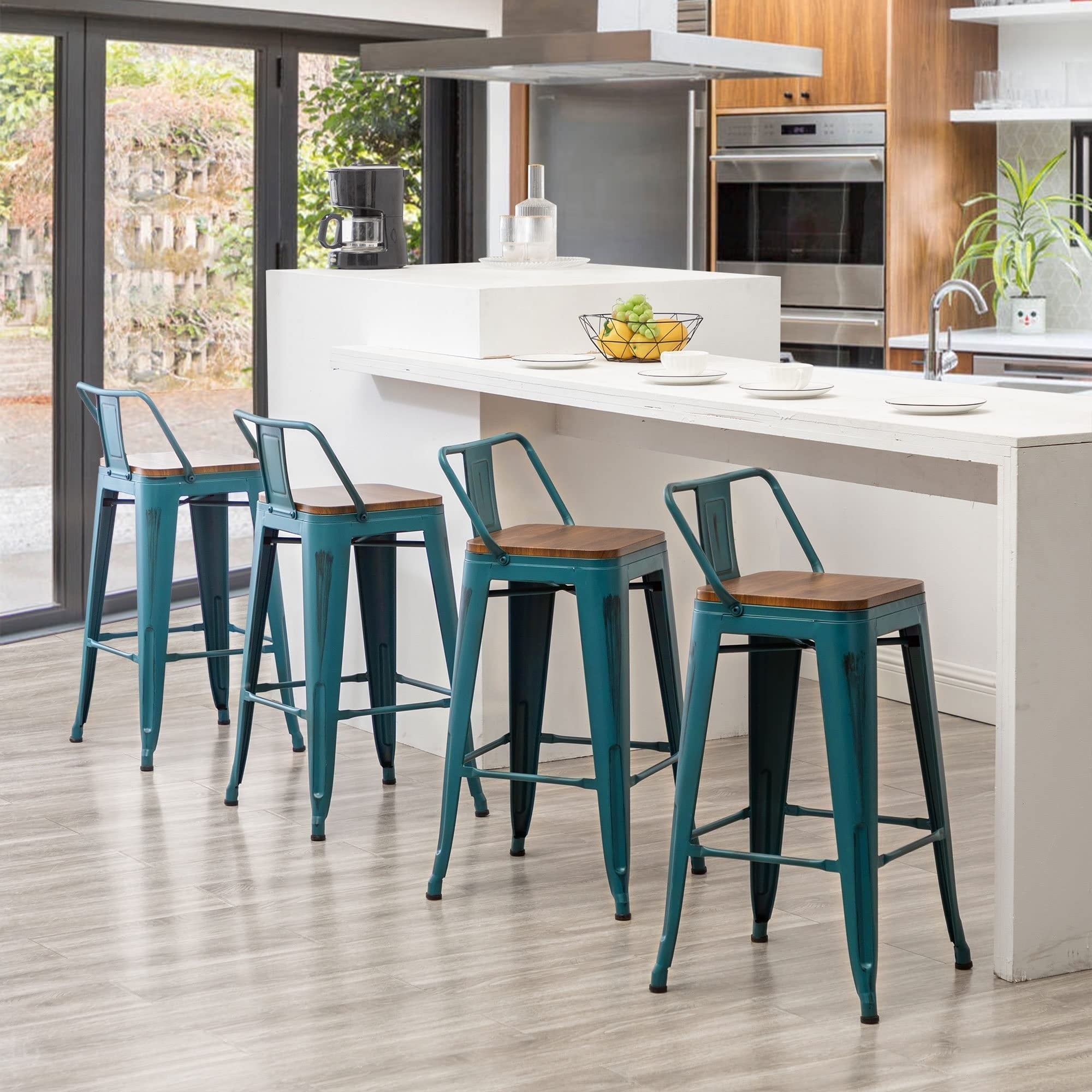 Lot de 4 tabourets de bar industriels en métal avec dossier et assise en bois