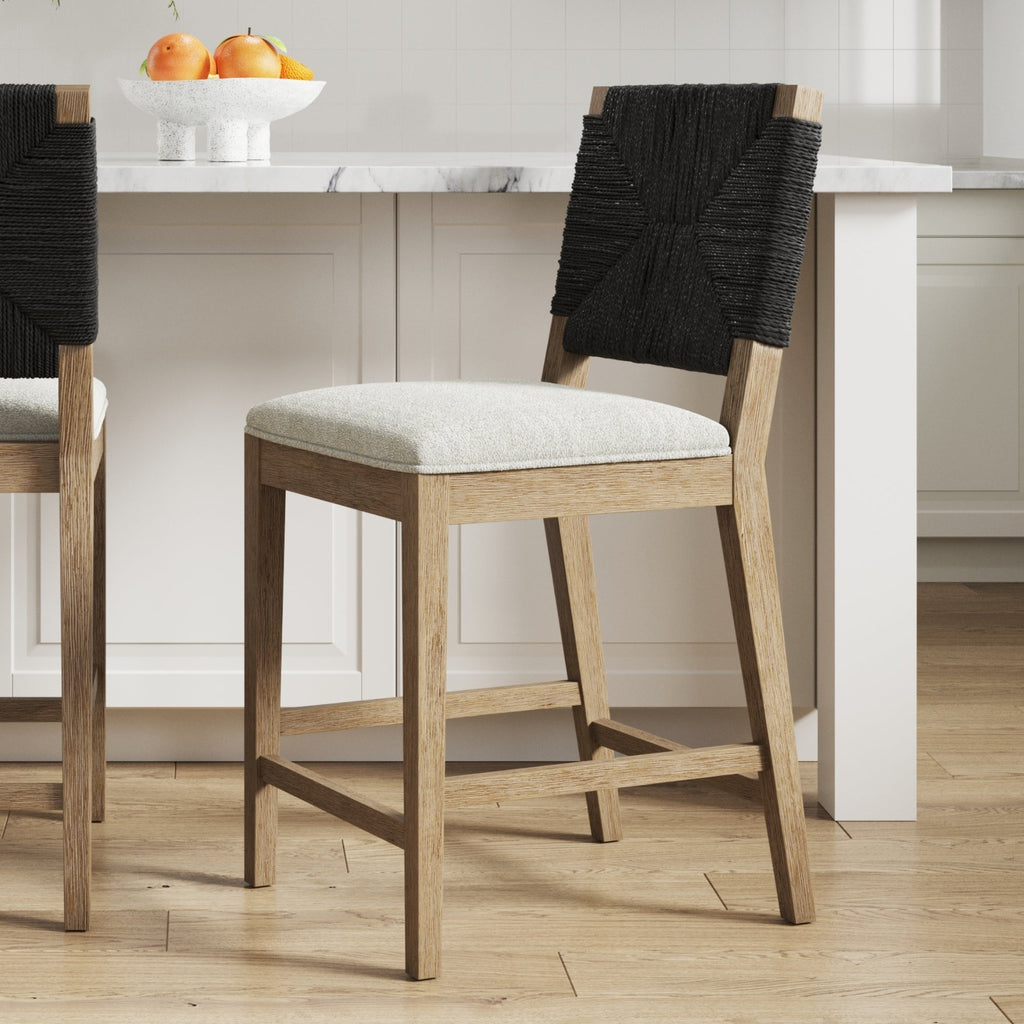 Tabouret de bar Beacon Bohemian Boucle, chaise de comptoir rembourrée avec cadre en bois massif et dossier en jonc de mer tressé