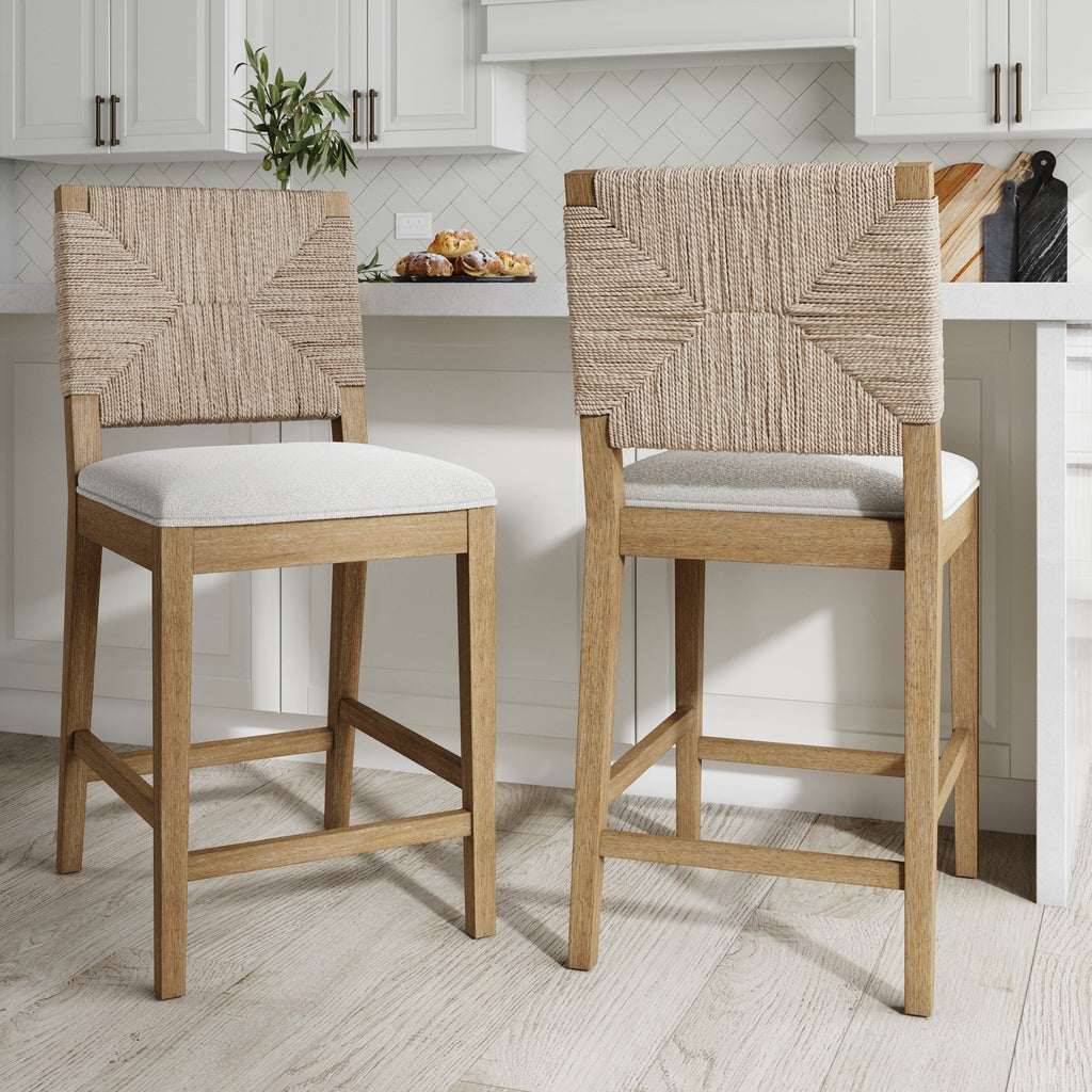 Tabouret de bar Beacon Bohemian Boucle, chaise de comptoir rembourrée avec cadre en bois massif et dossier en jonc de mer tressé
