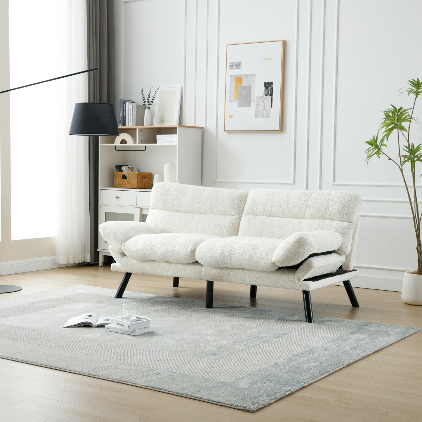 Meubles de chambre, meubles de salon, canapé avec coussin épais, canapé-lit, canapé-lit avec pieds en métal.