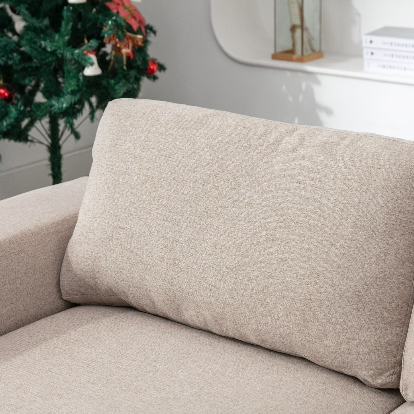 Grand canapé 2 places en tissu beige 74.8 avec coussins amovibles, pieds en fer et accoudoirs carrés