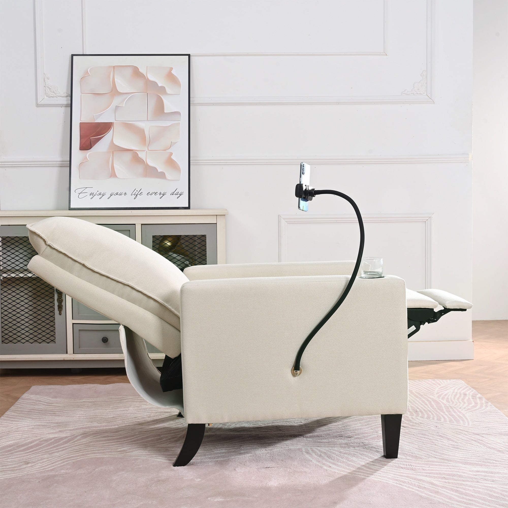 Fauteuil inclinable manuel moderne en tissu beige avec support pour téléphone portable, porte-gobelet et repose-pieds