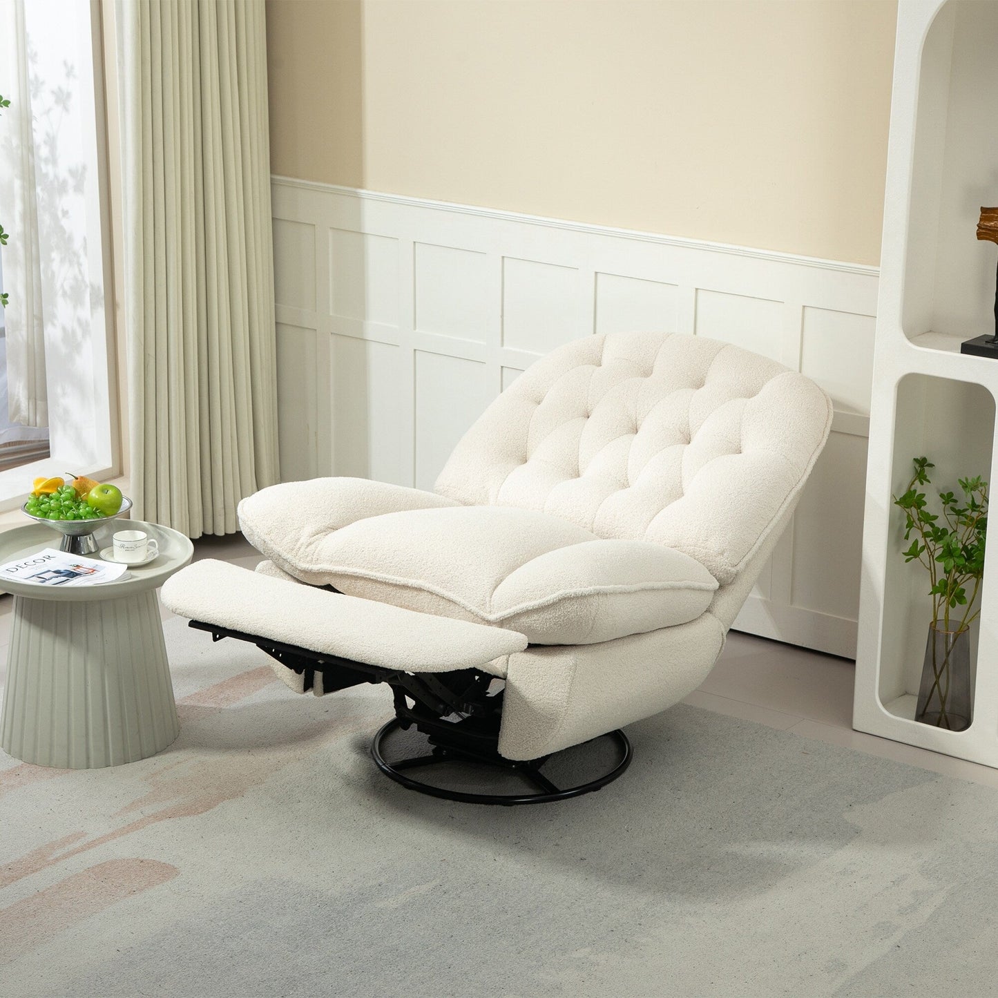 Fauteuil inclinable manuel pivotant à 360°, rembourré en chenille beige surdimensionnée, avec repose-pieds allongé et dossier capitonné