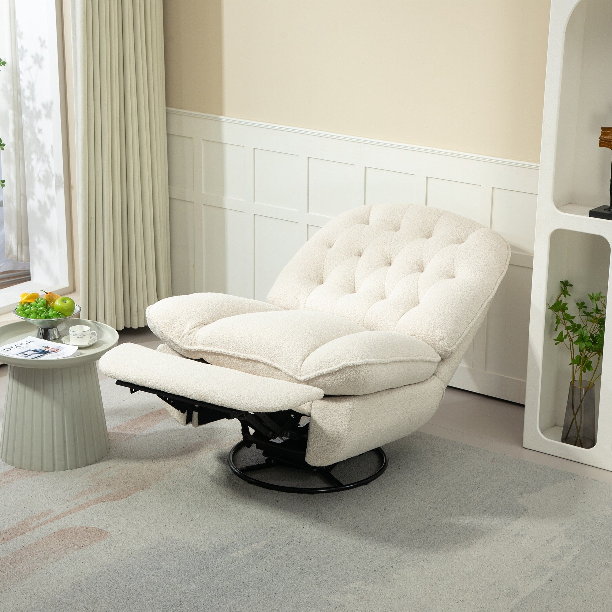 Fauteuil inclinable manuel pivotant à 360°, rembourré en chenille beige surdimensionnée, avec repose-pieds allongé et dossier capitonné