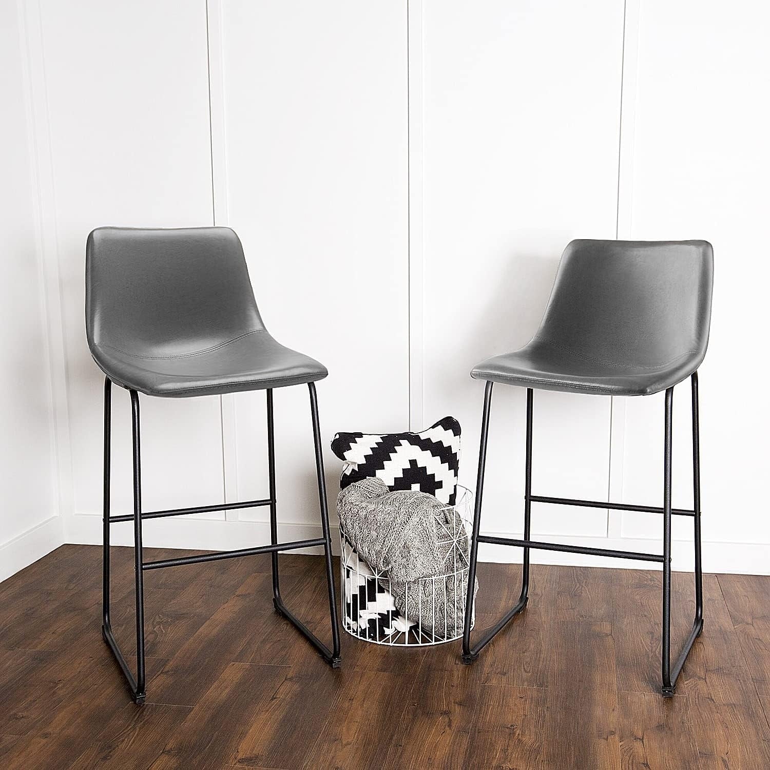 Tabourets de bar Bossin 18/26/30 pouces, tabourets de bar à hauteur de comptoir avec dossier, tabourets modernes en cuir PU, chaise de salle à manger avec repose-pieds