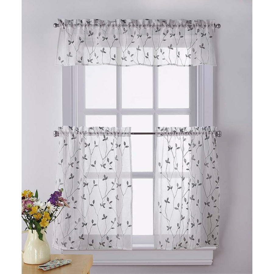 Collection de rideaux à cantonnière et à volants en broderie botanique Curtainworks