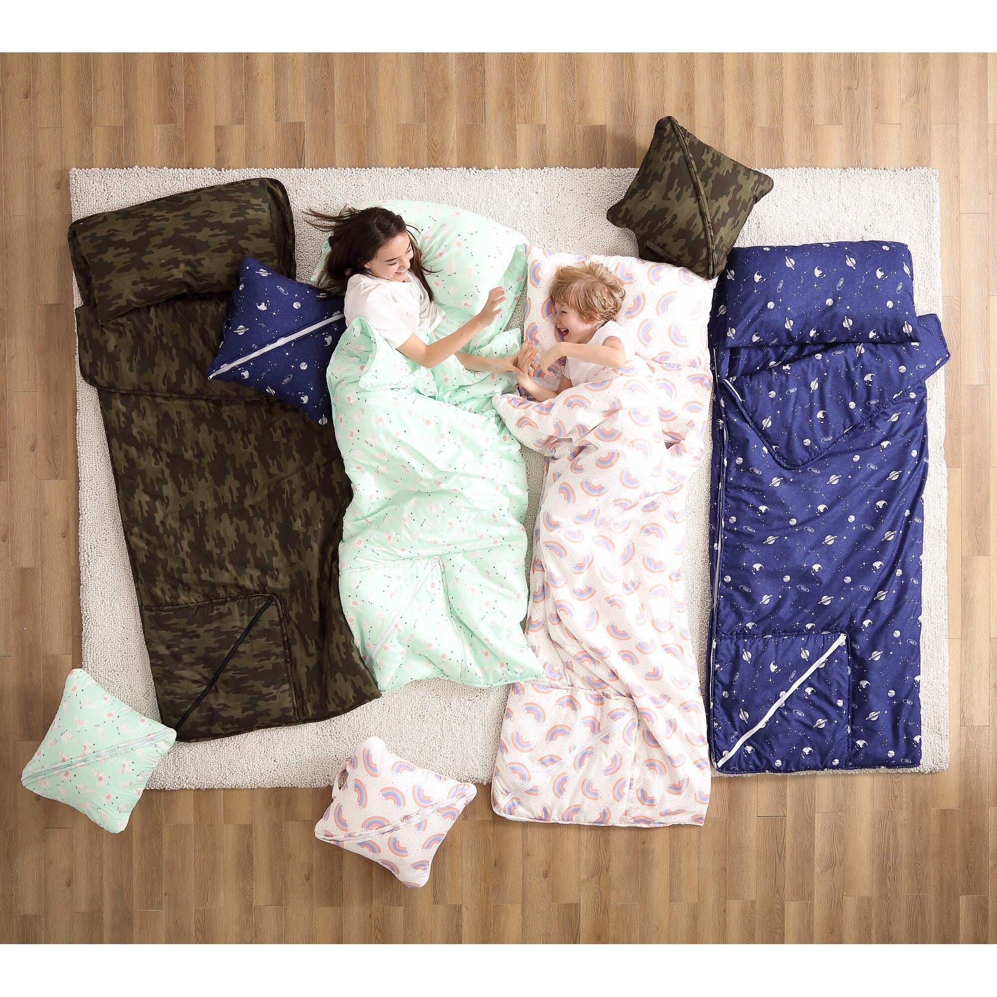 Tapis de sieste pliable Brielle Home imprimé camouflage vert avec oreiller intégré