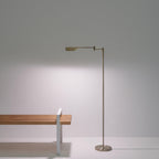 Lampadaire industriel Brightech Leaf de 53 po à DEL à intensité variable à 3 voies avec abat-jour empire en métal laiton