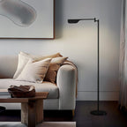Lampadaire industriel Brightech Leaf de 53 po à DEL à intensité variable à 3 voies avec abat-jour empire en métal laiton