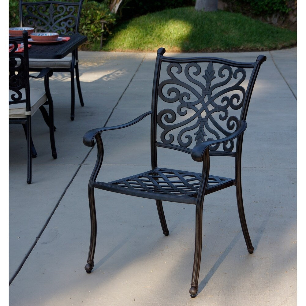 Ensemble de salle à manger de patio 9 pièces avec coussins et table à manger carrée de 64 po