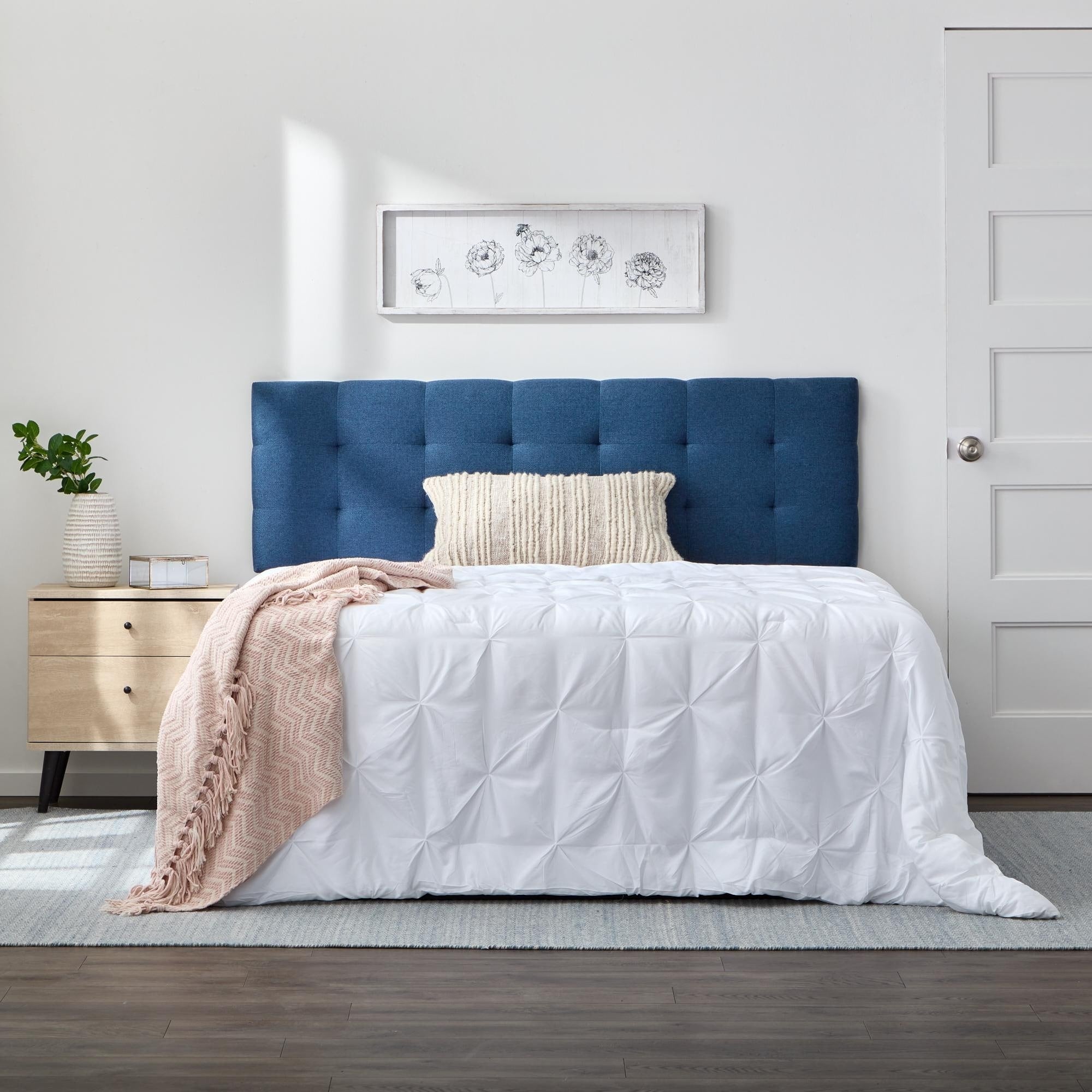 Tête de lit capitonnée ajustable carrée et losange Brookside Kaylee