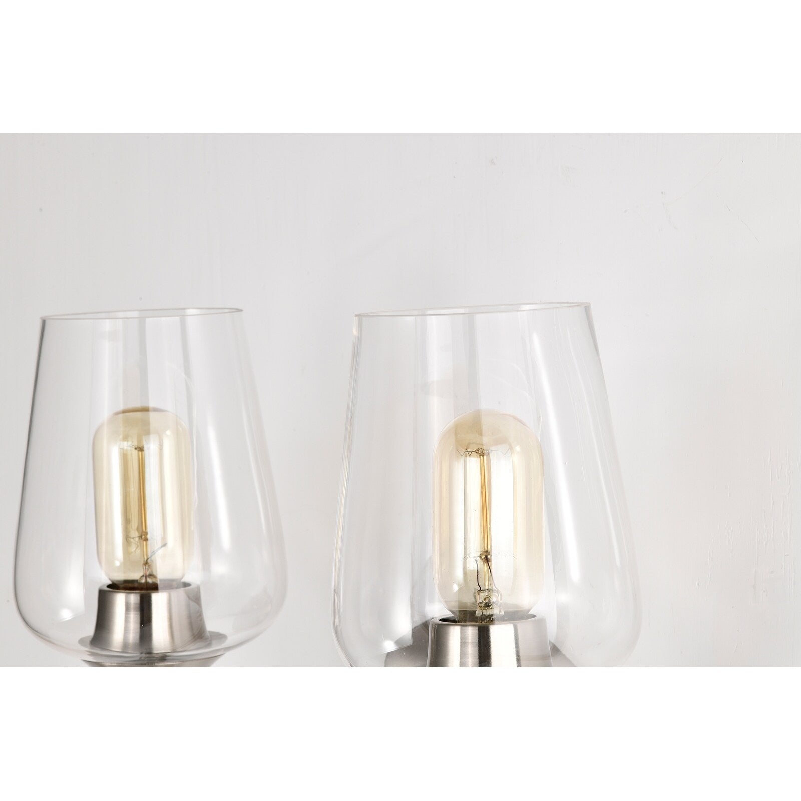 Applique de vanité moderne à 2 lumières en nickel brossé avec abat-jour en verre à vin transparent - Nickel brossé