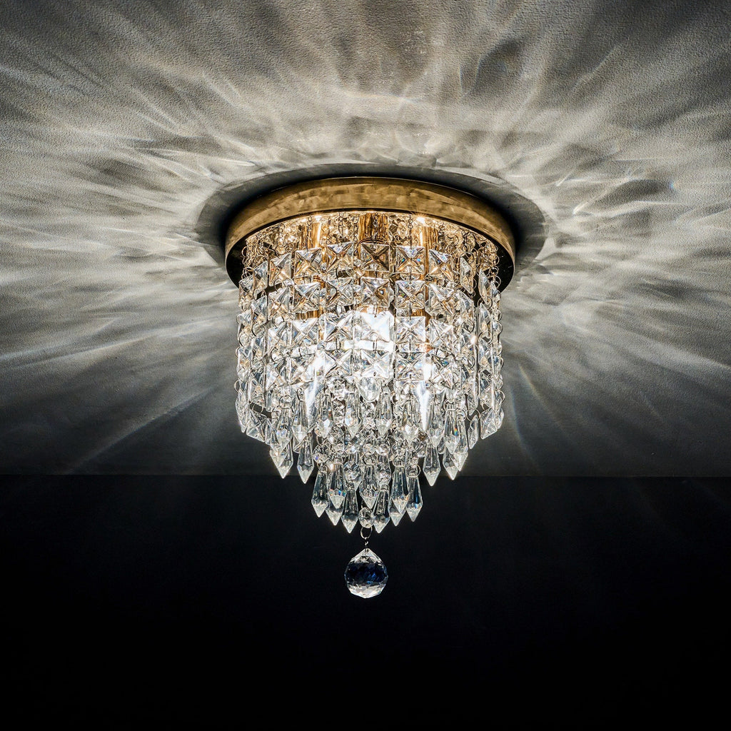 Lustre miniature en cristal CO-Z à 3 lumières avec cristaux en forme de goutte de pluie