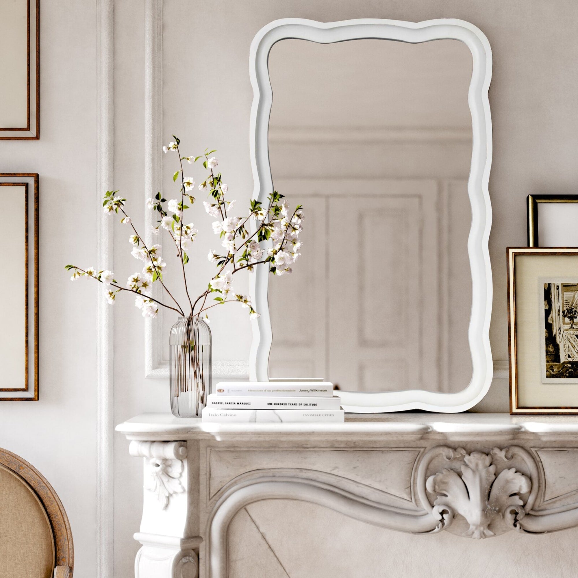 Miroir d'appoint incurvé en bois festonné COZAYH