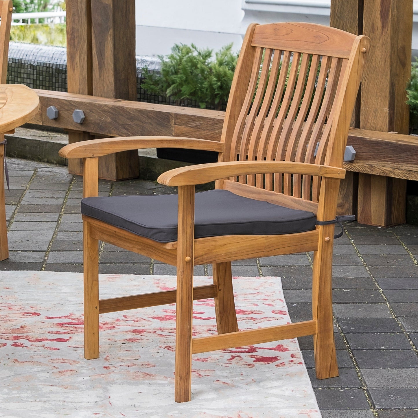 Ensemble de salle à manger extensible Cambridge Casual Chignik 7 pièces en teck pour patio