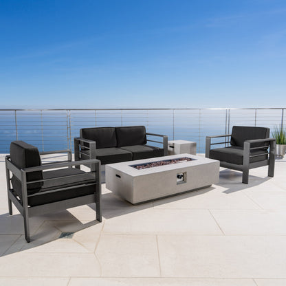 Ensemble de salon de jardin Cape Coral Grey 5 pièces avec table à feu par Christopher Knight Home