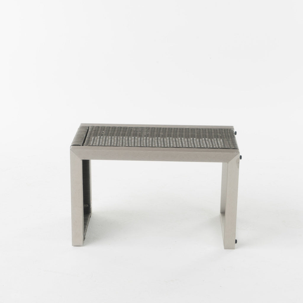 Ensemble de salon de jardin Cape Coral en aluminium 2 places avec table d'appoint et pouf par Christopher Knight Home