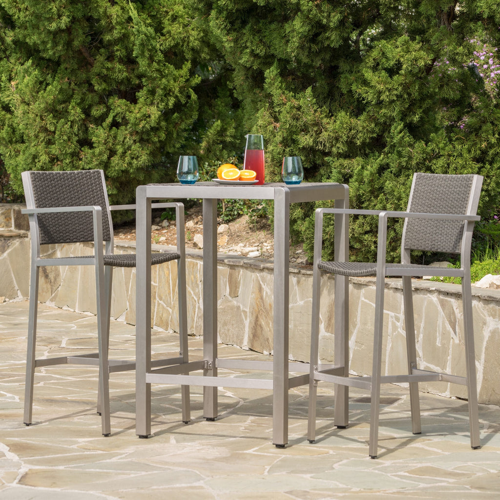 Ensemble de bar d'extérieur Cape Coral 3 pièces en osier avec plateau en osier par Christopher Knight Home