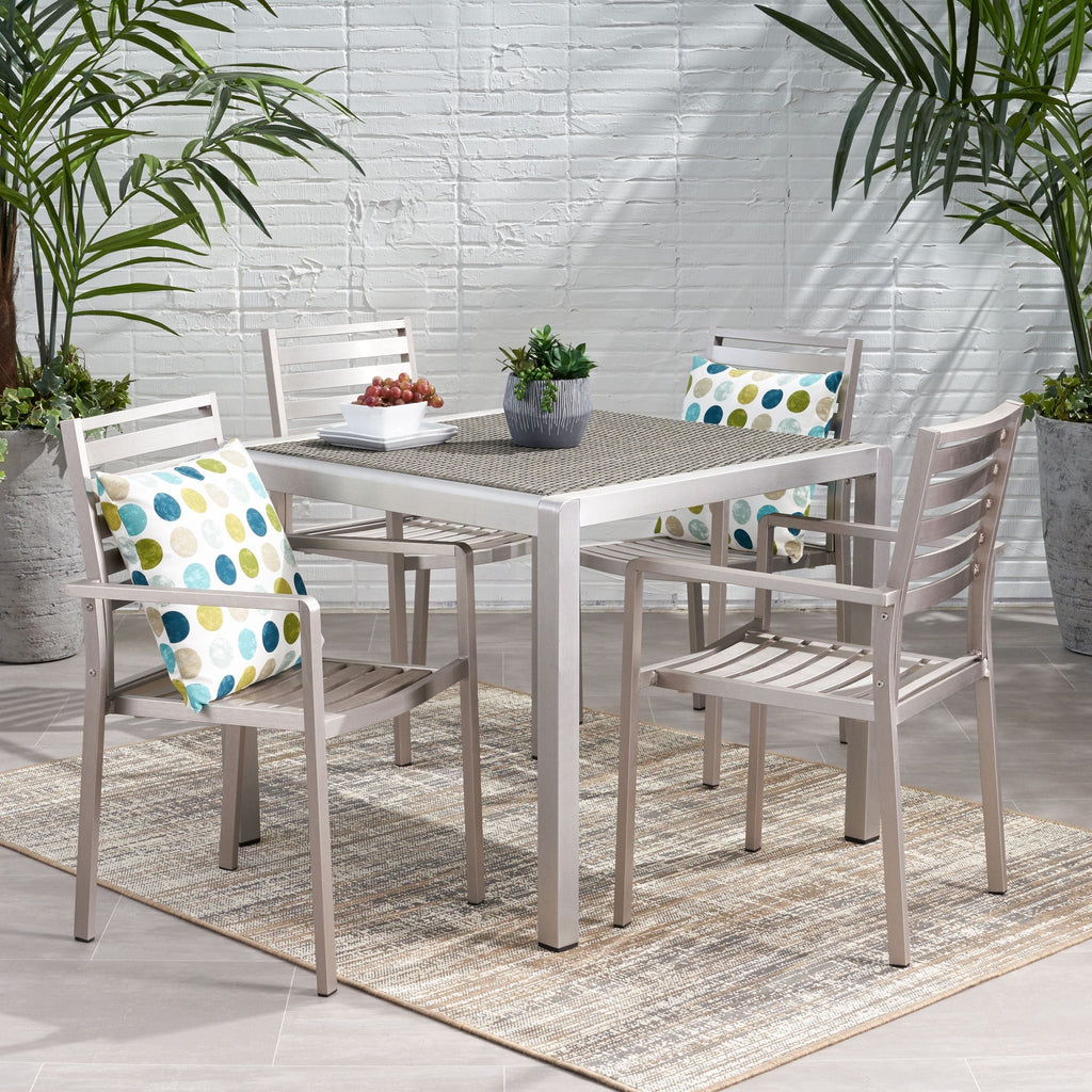 Ensemble de salle à manger d'extérieur moderne en aluminium Cape Coral, 4 places, avec plateau en osier, par Christopher Knight Home