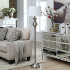 Lampadaire Murray 60 en métal argenté de la collection Crestview - 14 x 14 x 60,5
