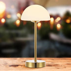 Lampe de table LED intégrée rechargeable sans fil Carson 12,5 cm, minimaliste et moderne, en fer, nickel/blanc, par JONATHAN Y