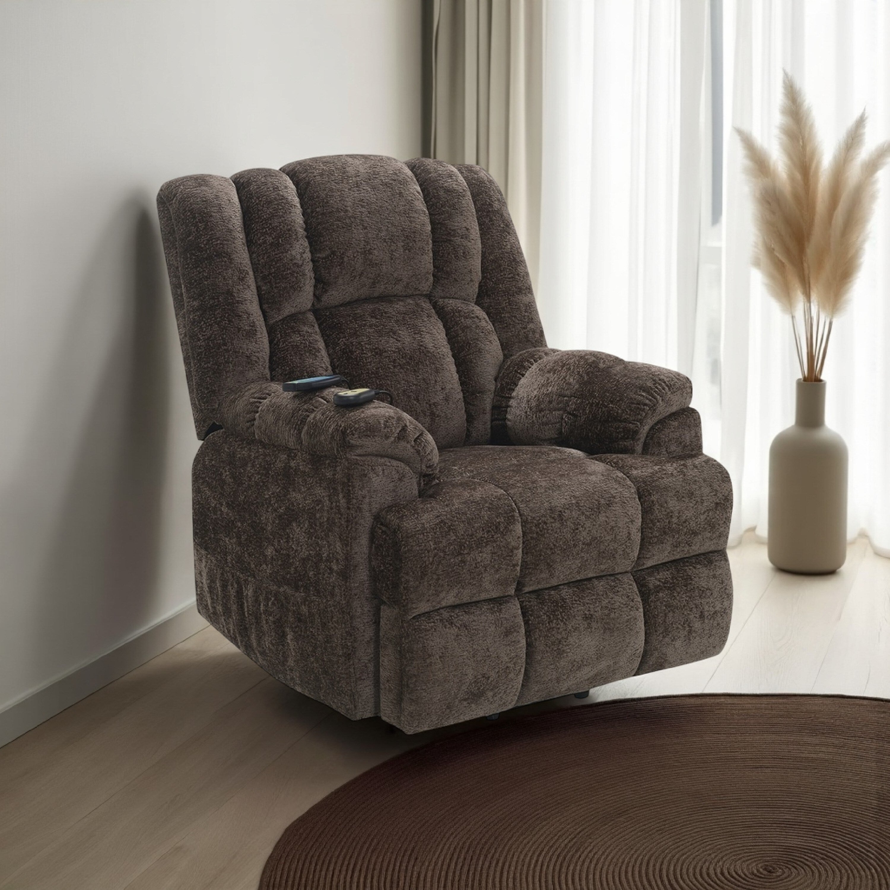 Fauteuil inclinable électrique Cassy avec releveur, chauffage et massage, velours marron