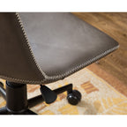 Chaise de bureau pivotante à 360° en similicuir Cesena de Roundhill Furniture