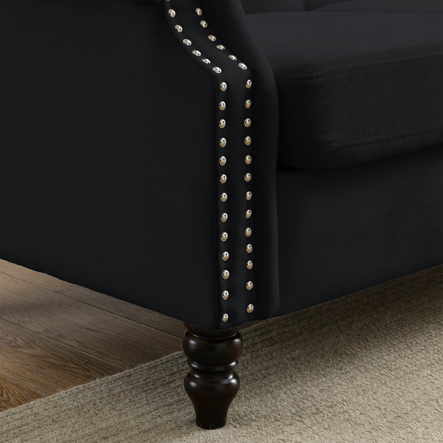 Canapé Chesterfield 3 places capitonné avec accoudoirs roulés et clous décoratifs