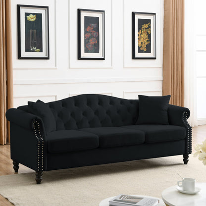Canapé Chesterfield 3 places capitonné avec accoudoirs roulés et clous décoratifs