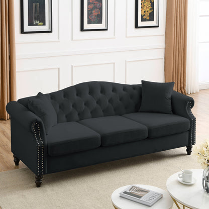 Canapé Chesterfield 3 places capitonné avec accoudoirs roulés et clous décoratifs