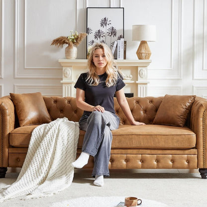 Canapé 3 places Chesterfield 85.5 en tissu technique avec coussins