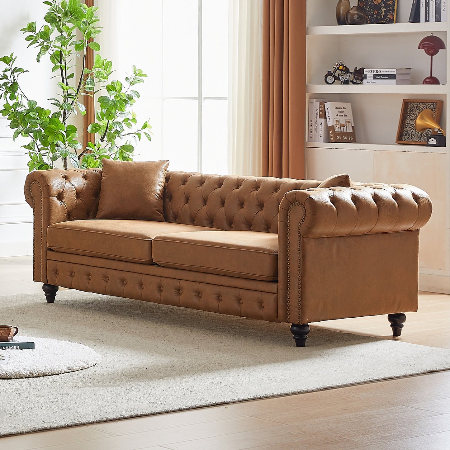 Canapé 3 places Chesterfield 85.5 en tissu technique avec coussins