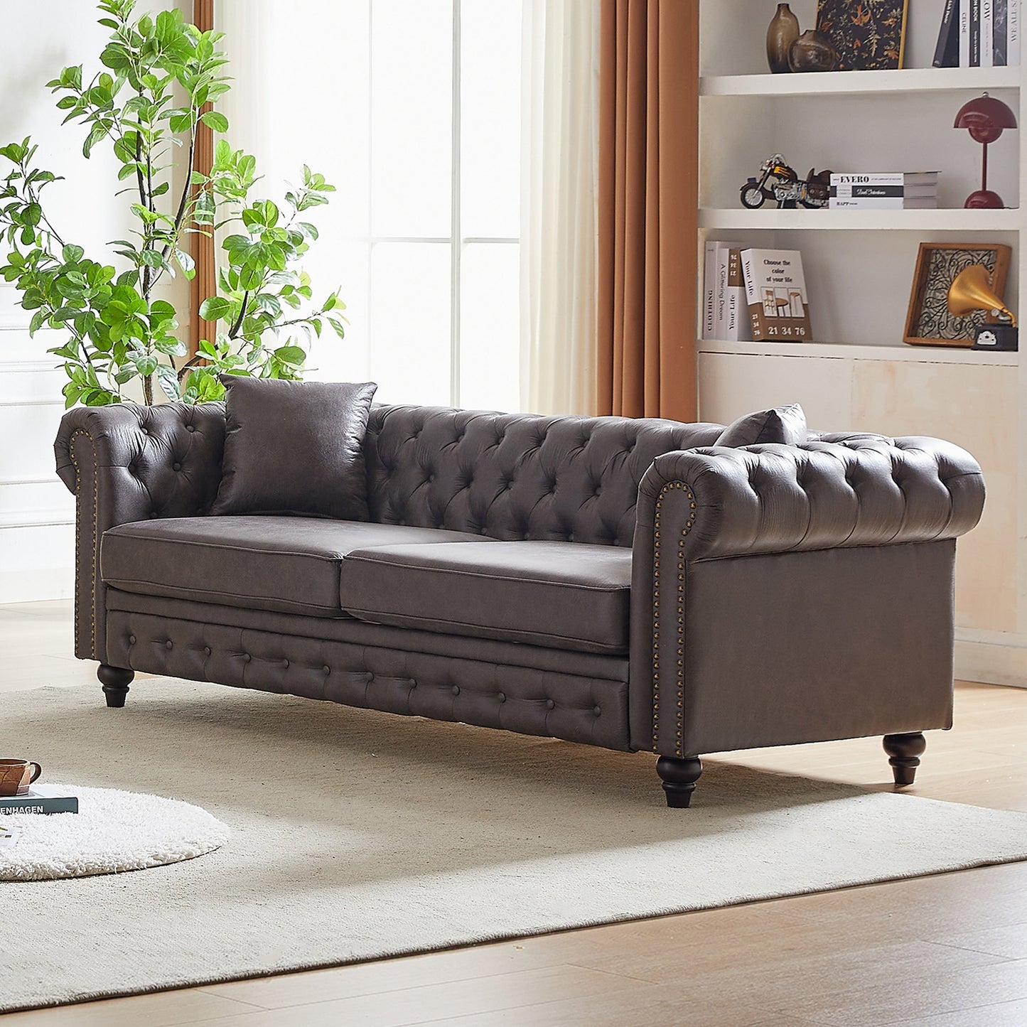 Canapé 3 places Chesterfield 85.5 en tissu technique avec coussins