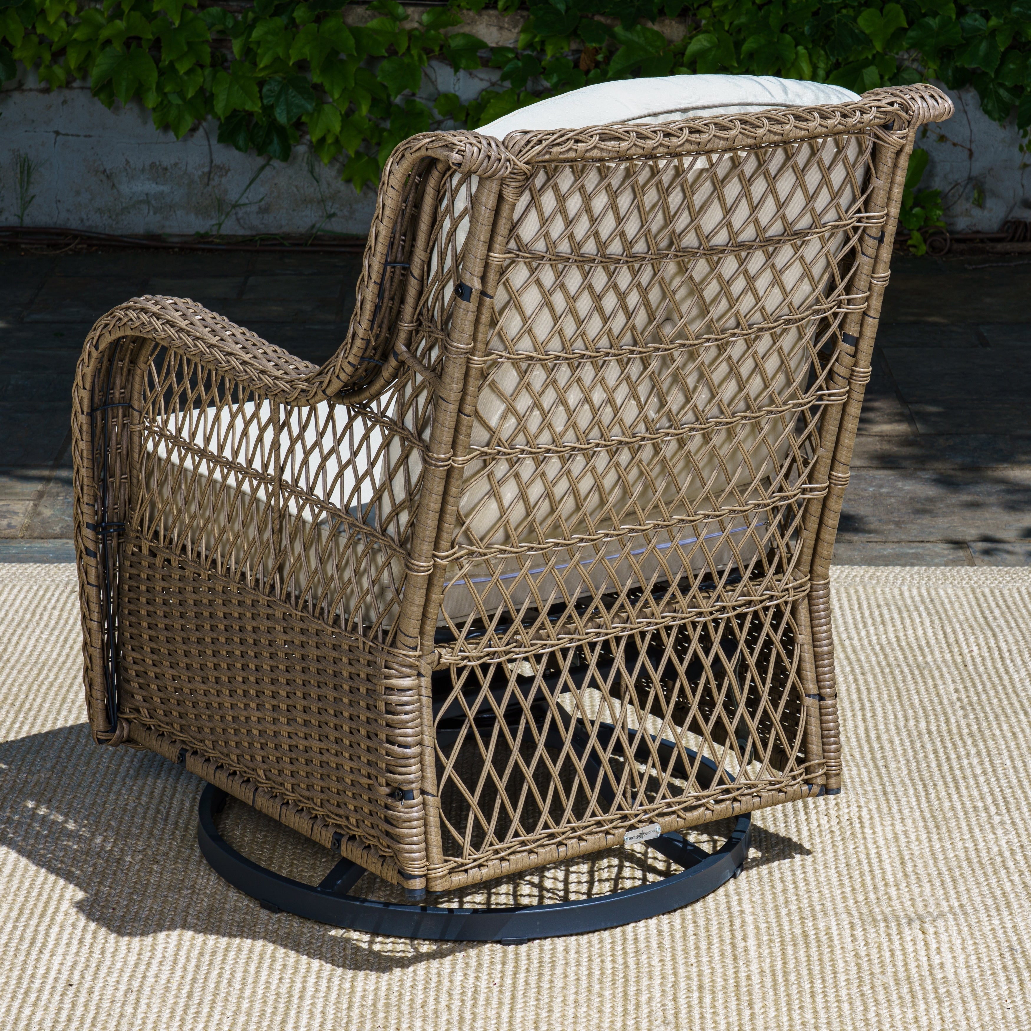 Ensemble de 3 chaises pivotantes en osier pour l'extérieur Rio Vista