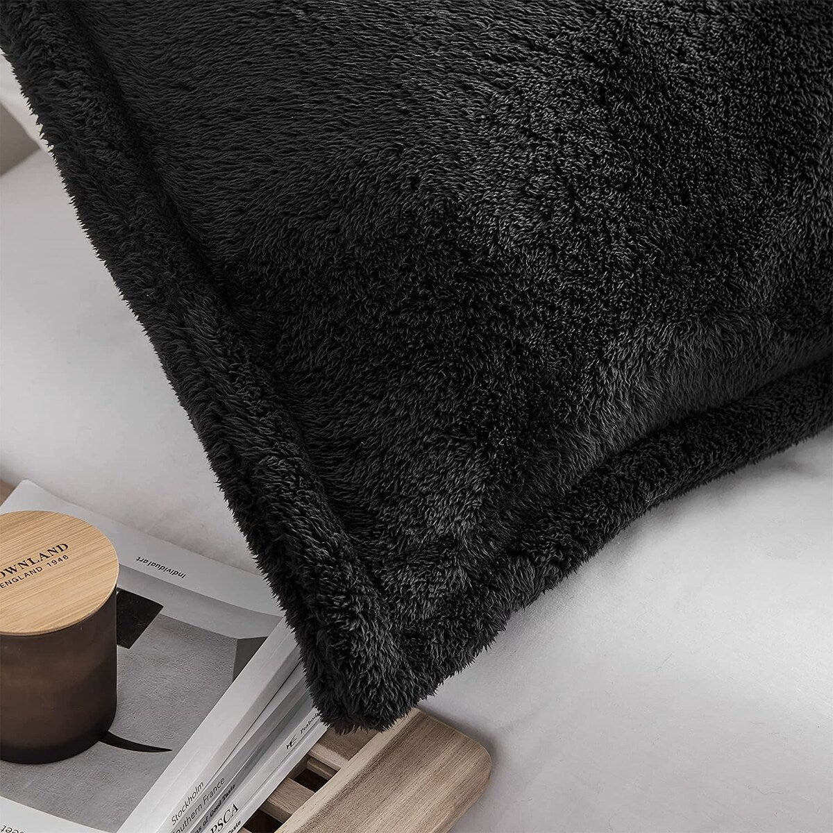 La peluche originale - Couette surdimensionnée Coma Inducer® - Noir Nightshift