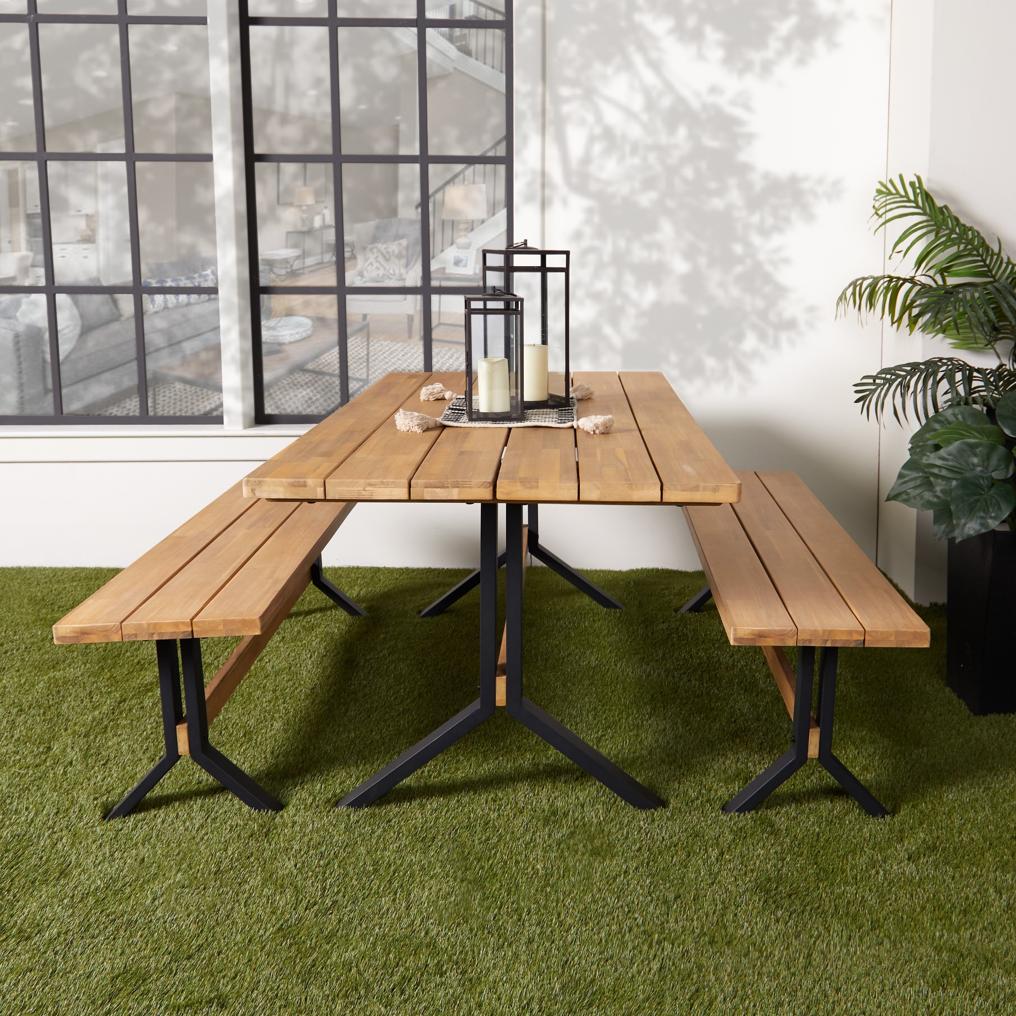 Ensemble de salle à manger contemporain 3 pièces en bois d'acacia naturel SEI Furniture avec table à manger et bancs