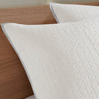 Parure de lit en jacquard de coton et de maïs au design intelligent avec taies d'oreiller et coussins décoratifs