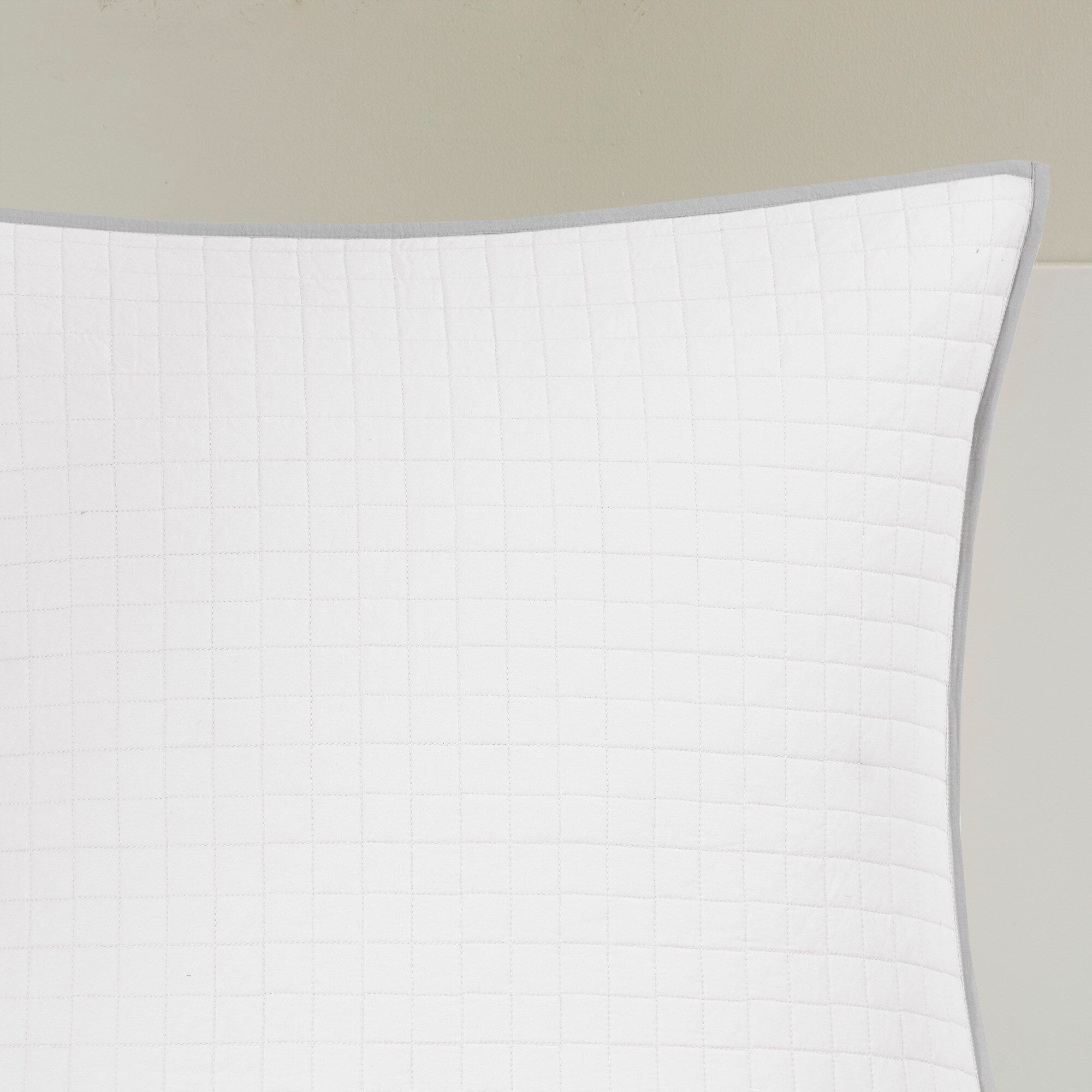 Parure de lit en jacquard de coton et de maïs au design intelligent avec taies d'oreiller et coussins décoratifs