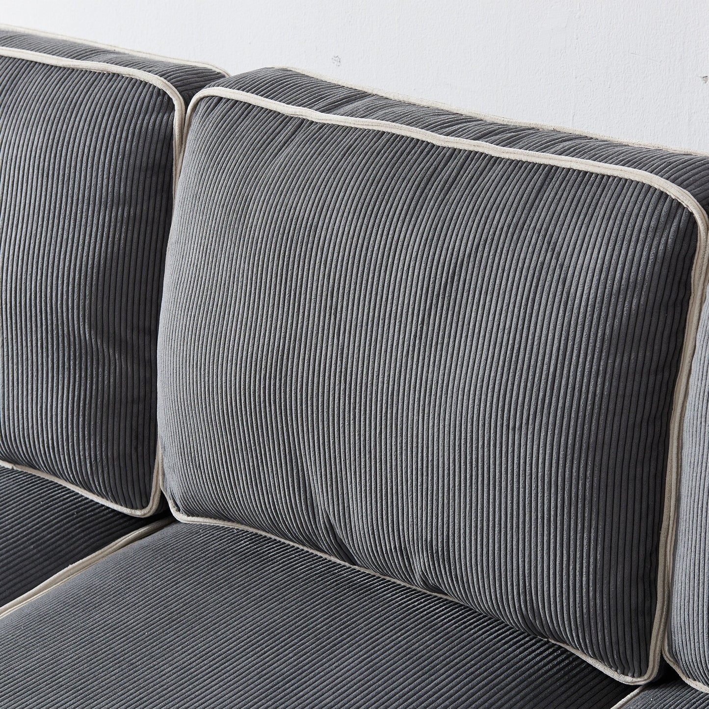 Canapé en velours côtelé avec rangement amovible - Modern Living Spaces