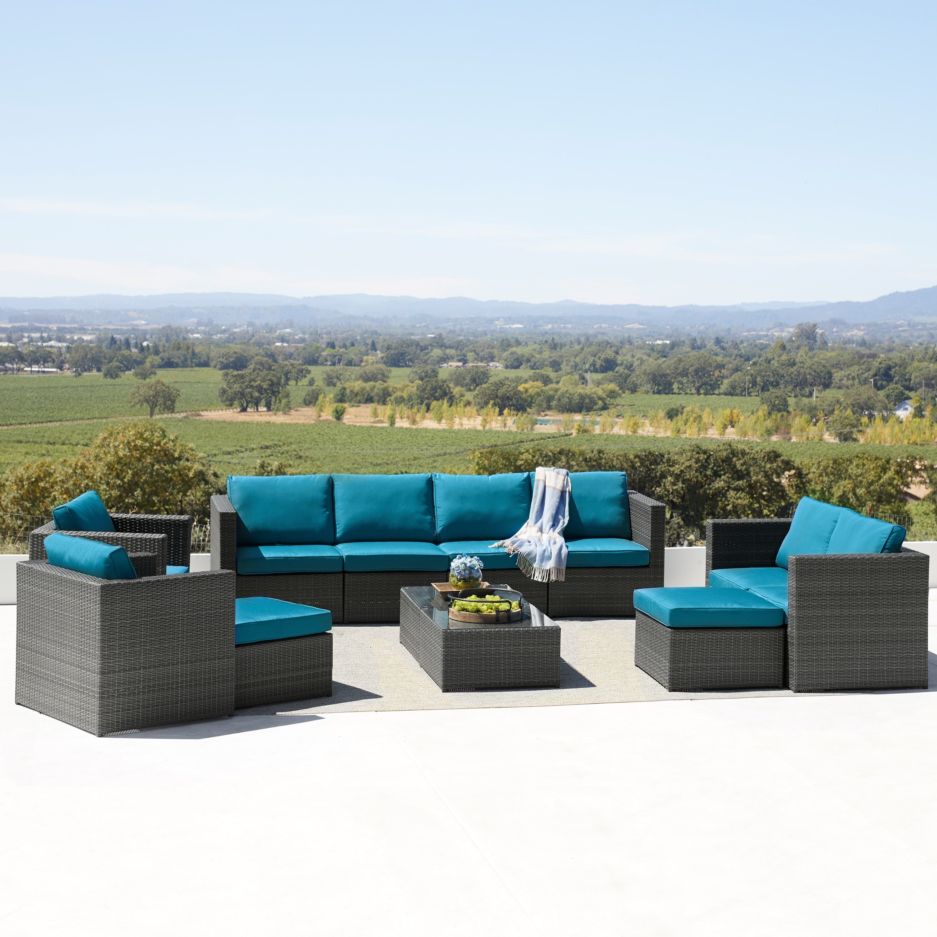 Ensemble de canapés de patio sectionnels en osier Corvus Trey 12 pièces